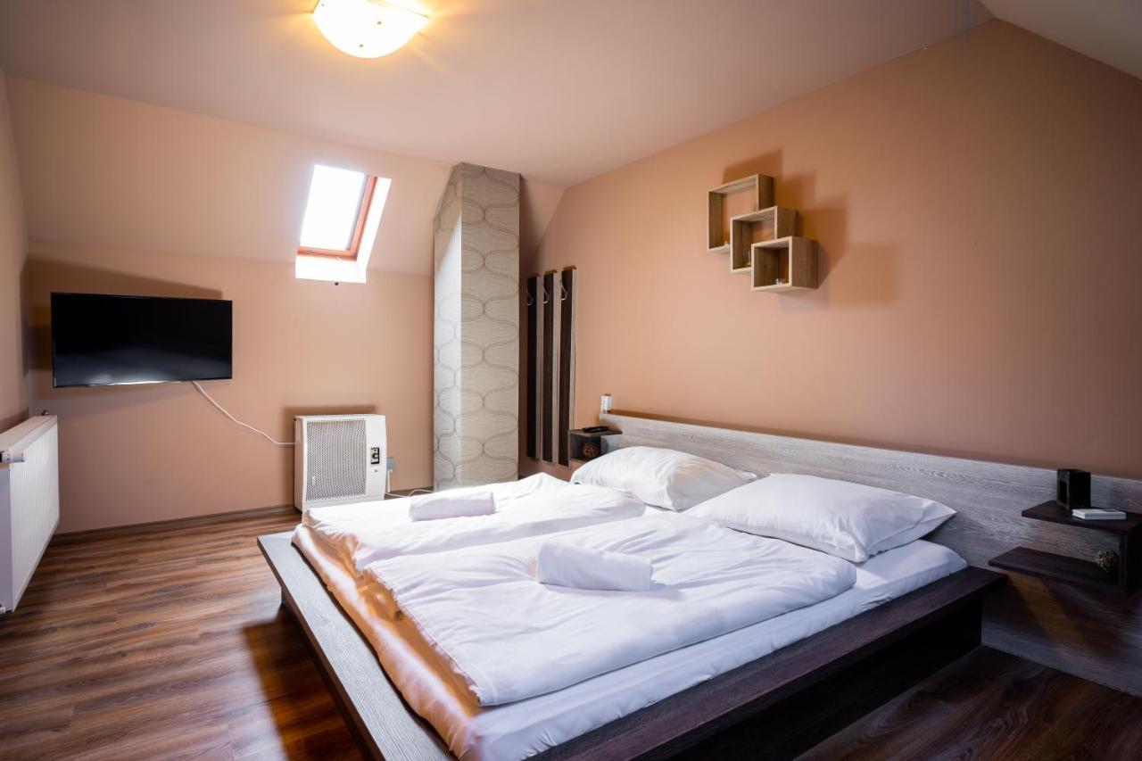 Lator-boross Panzió Villány