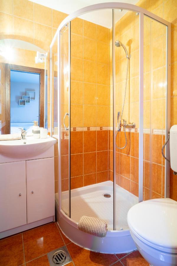 Lator-boross Panzió Apartamento